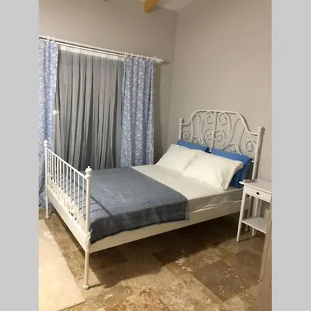 Villa 3+1 Mustakil Havuzlu *