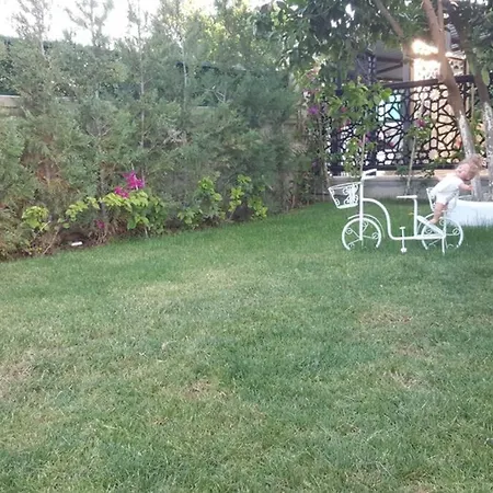 Villa 3+1 Mustakil Havuzlu *