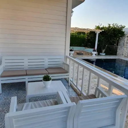 3+1 Müstakil Havuzlu Villa