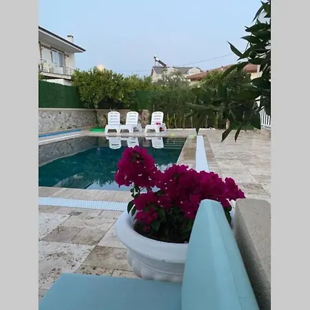 Villa 3+1 Müstakil Havuzlu Fethiye
